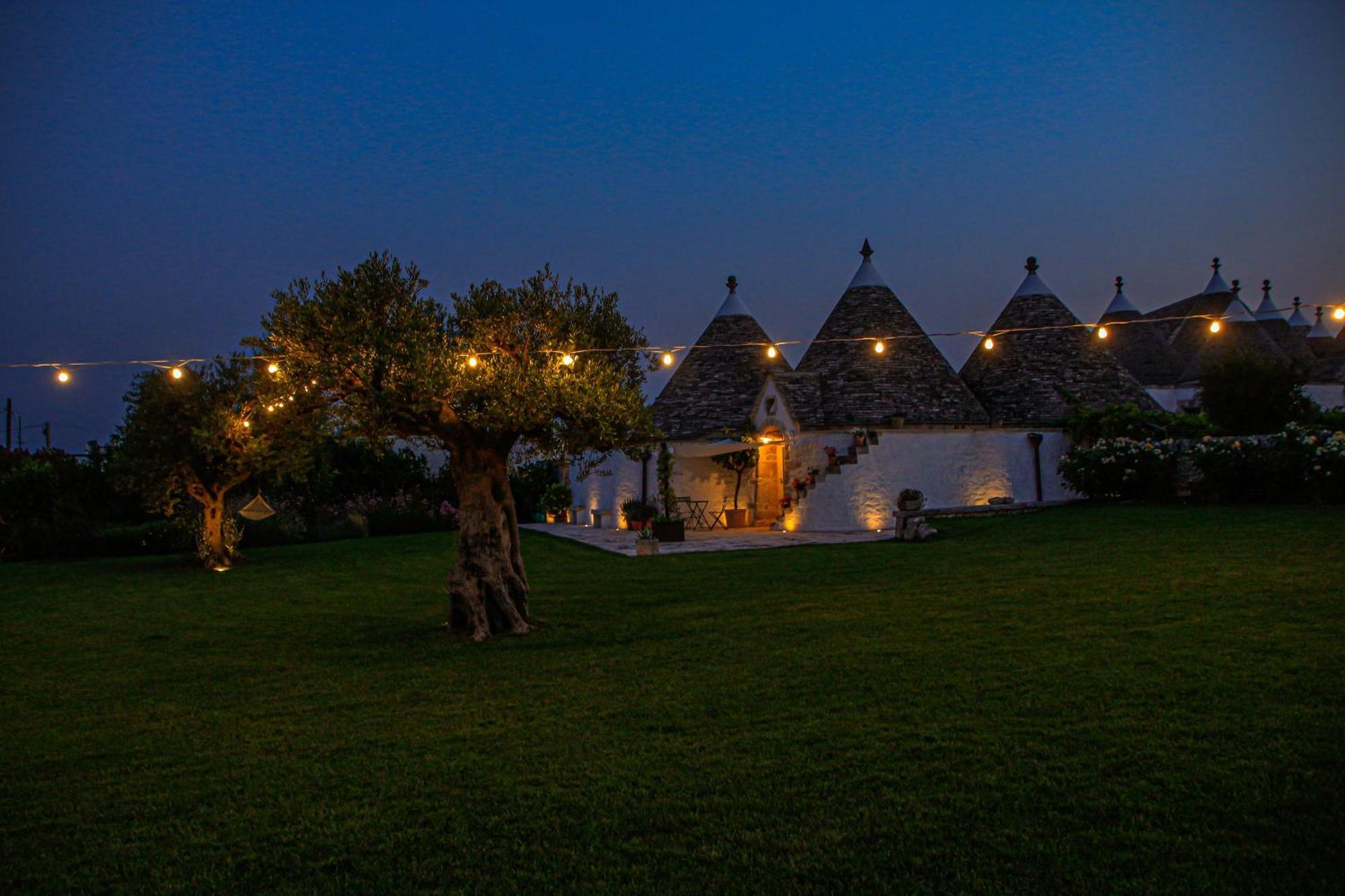 Agrosilente Bed and Breakfast Locorotondo Exteriör bild