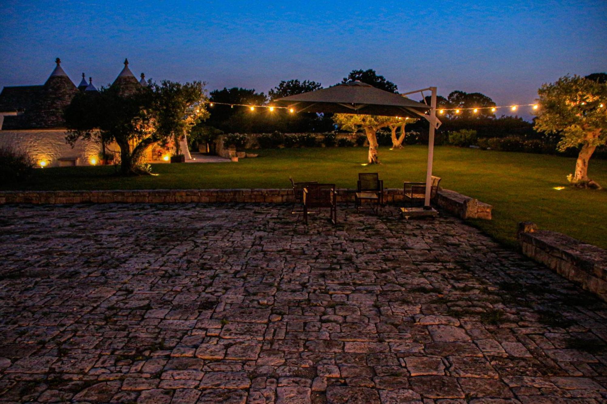 Agrosilente Bed and Breakfast Locorotondo Exteriör bild